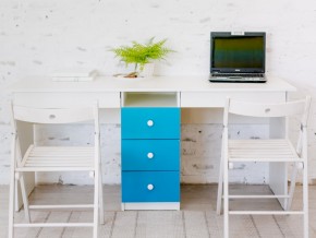 Стол письменный двухместный В 5 голубой в Кусе - kusa.mebel74.com | фото 1